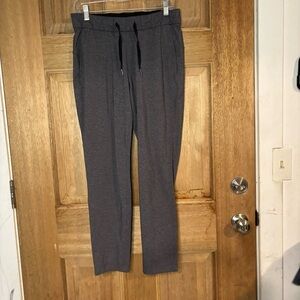 Lululemon women’s Gray Casual Pants size 6